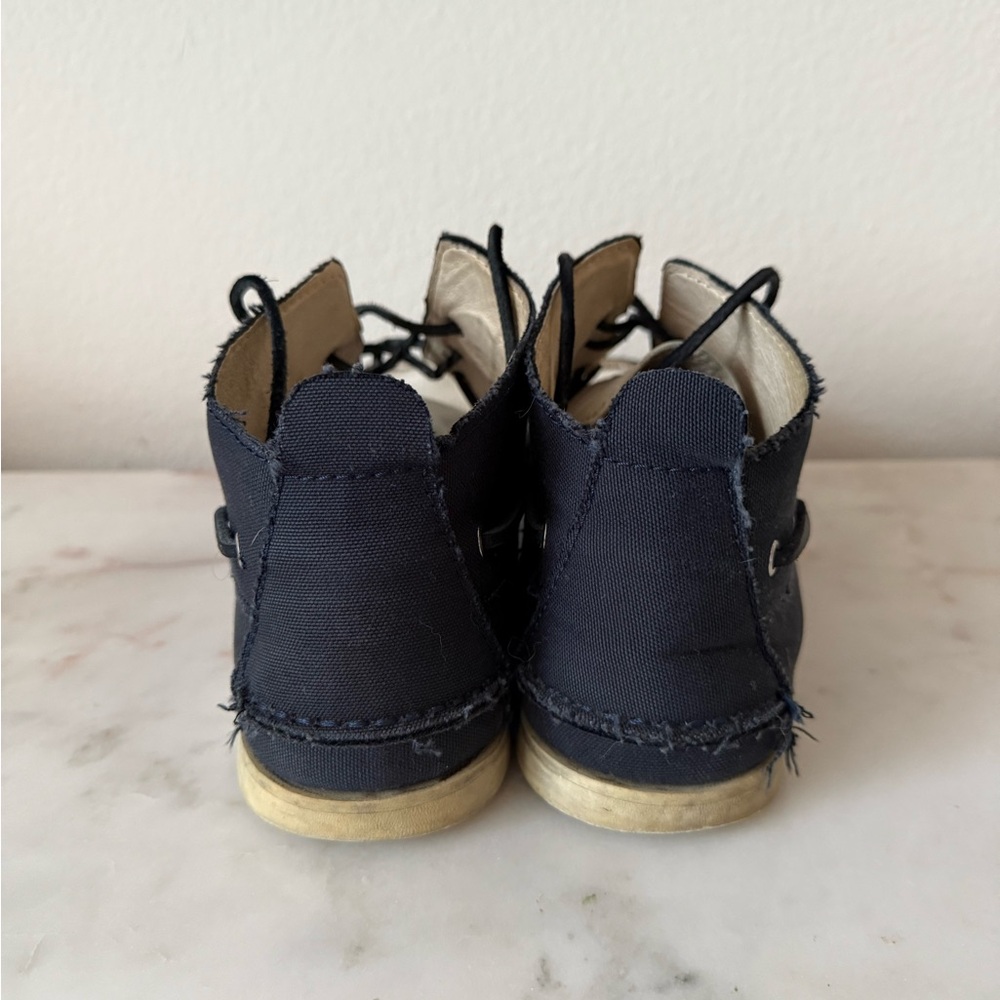 Generic Man - Men’s Size 10 Navy and White Casual Shoes - Picture 5 of 8